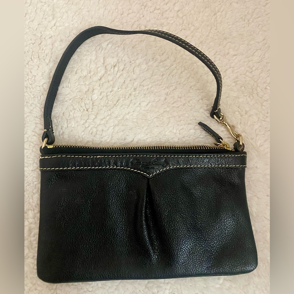 Dooney & Bourke Black and Gold Shoulder Bag (REAL LEATHER INTERIOR)